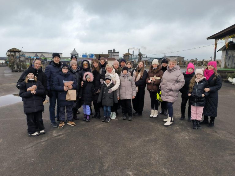 Экскурсия в г. Барановичи. Мемориал «Урочище Гай». Парк животных «Диприз».