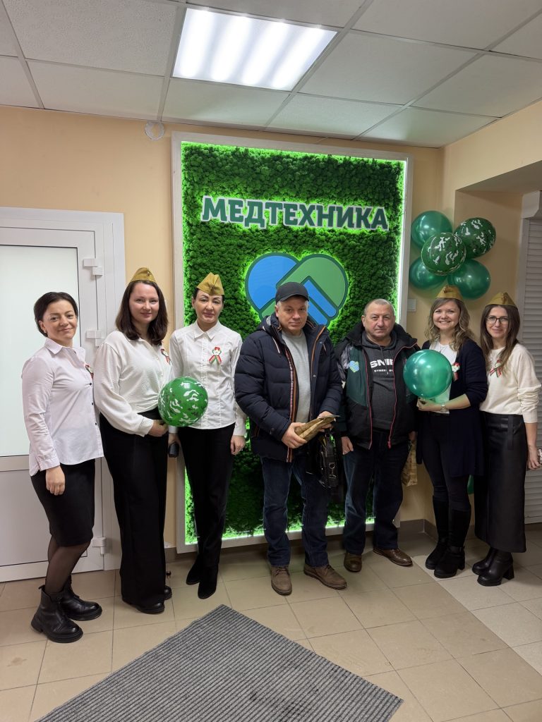 Поздравление мужчин с Днём защитников Отечества!